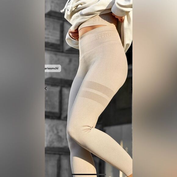 Rib Seamless Leggings | Rainy Day - Picture 6 of 9